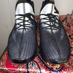 Wanted Running Shoes